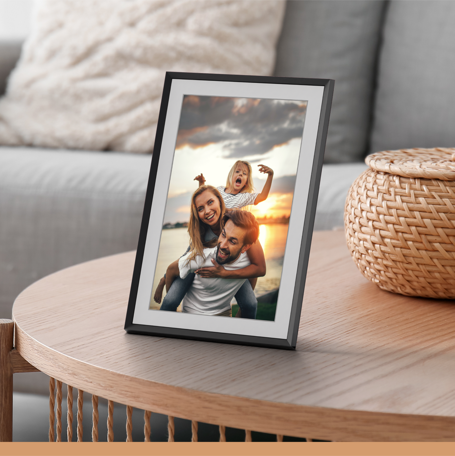 10.1” FHD Digital Photo Frame
